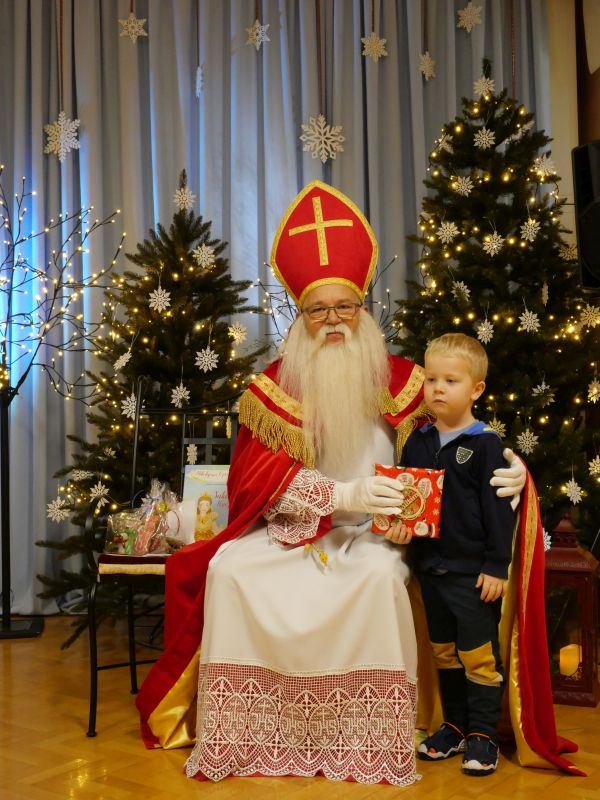 Święty Mikołaj w grupie 4 latków - zdjęcie 8